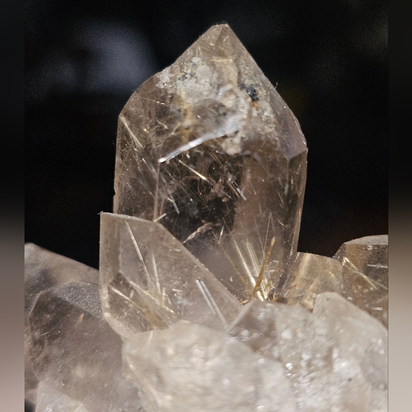 Golden Rutile Quartz - Picture 2 of 8